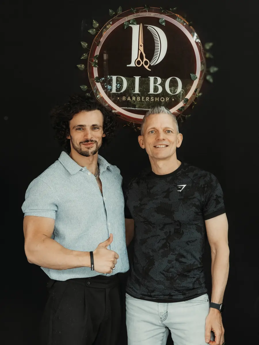 Zufriedener Kunde mit Ahmad Dibo